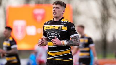 Ferreira signs for Thunder